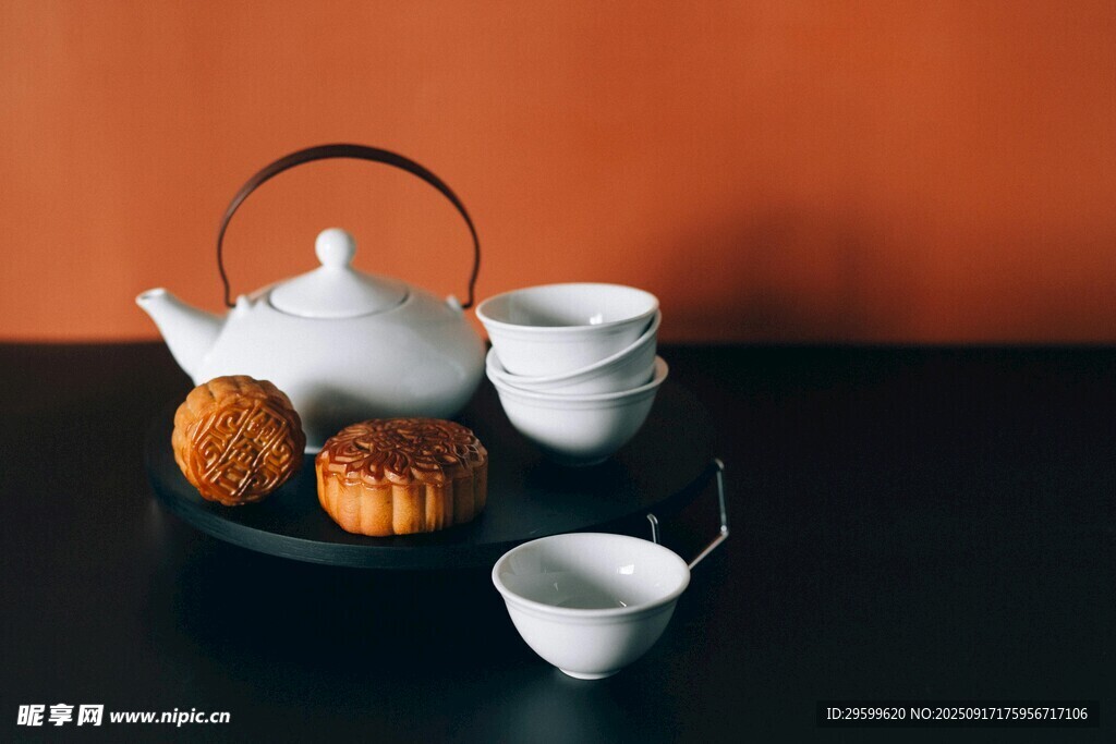 日式茶具與點心組合