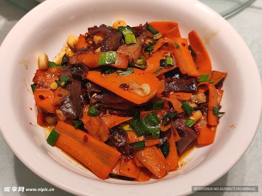 胡蘿卜炒臘肉