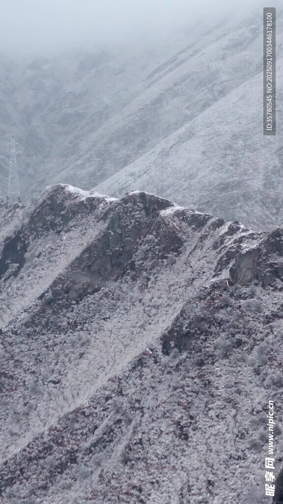 雪山壯麗景致