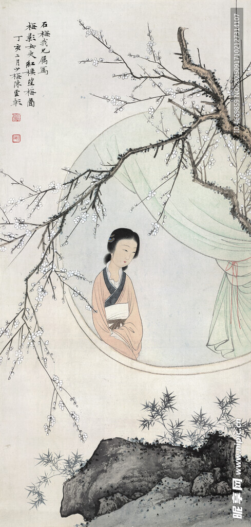 古典美人倚于花枝之下