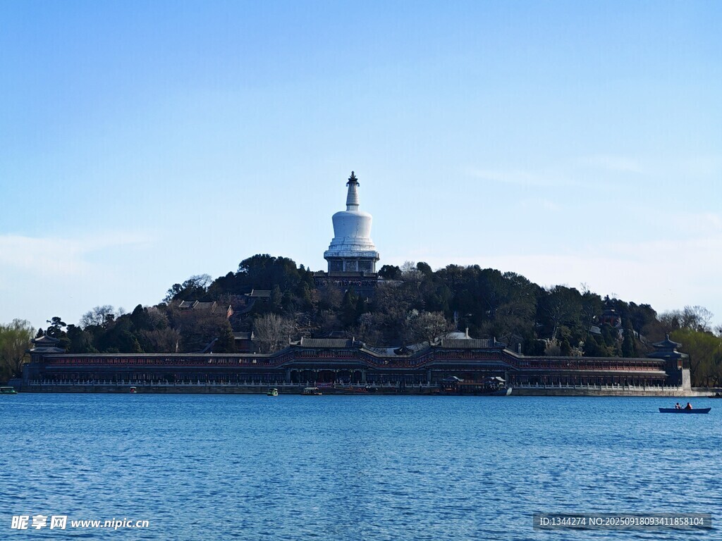 北海公園白塔