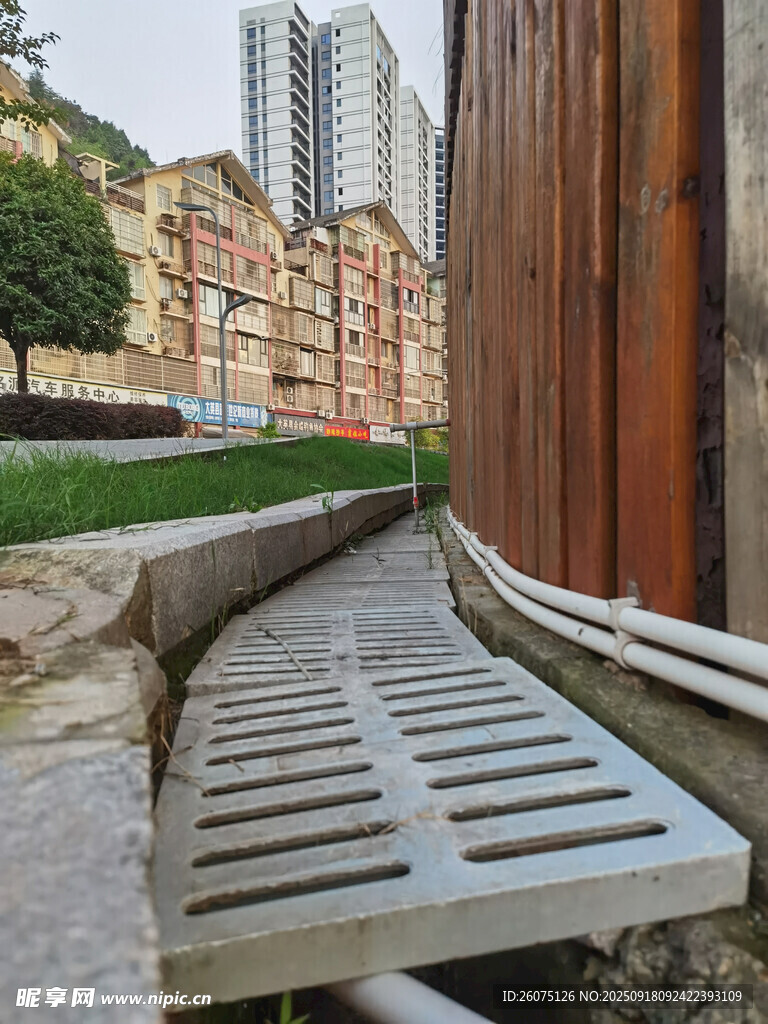 城市中排水道景觀