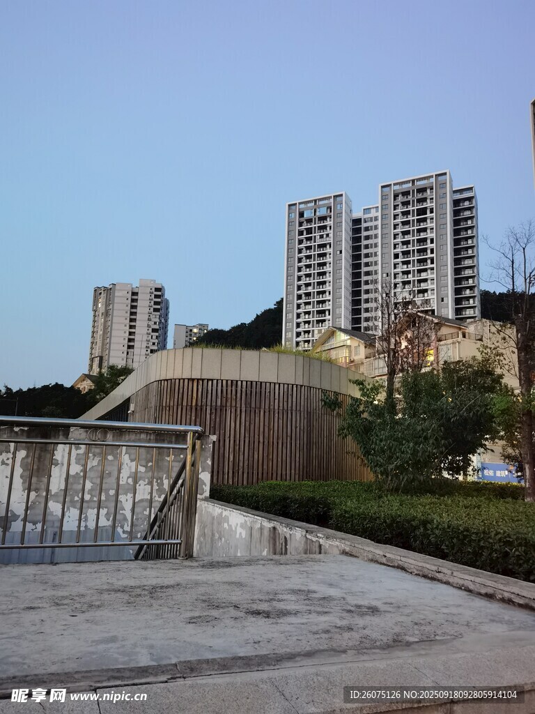 城市景觀中的現(xiàn)代高樓