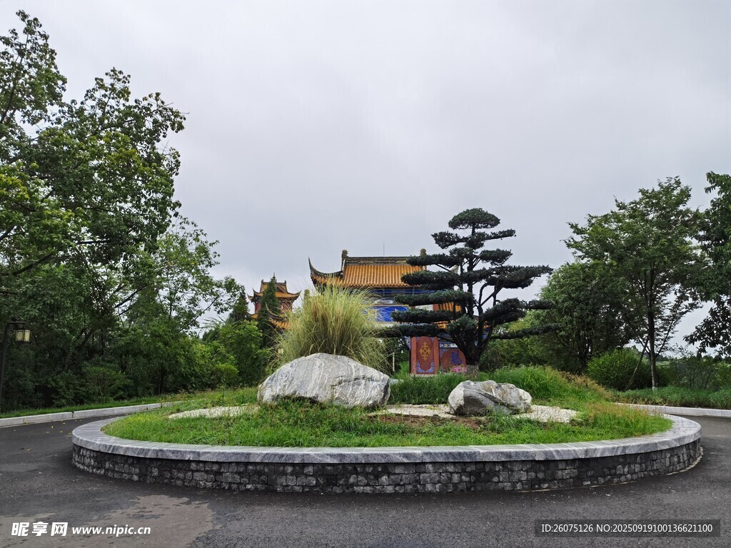 中式園林景觀中的精致建筑
