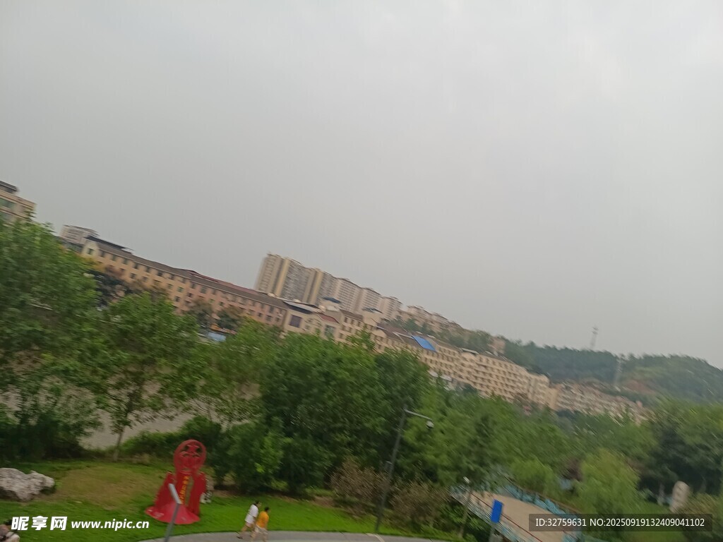 山間景觀 
