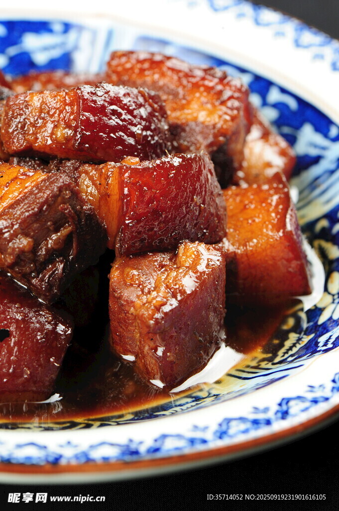 美味誘人的傳統(tǒng)紅燒肉
