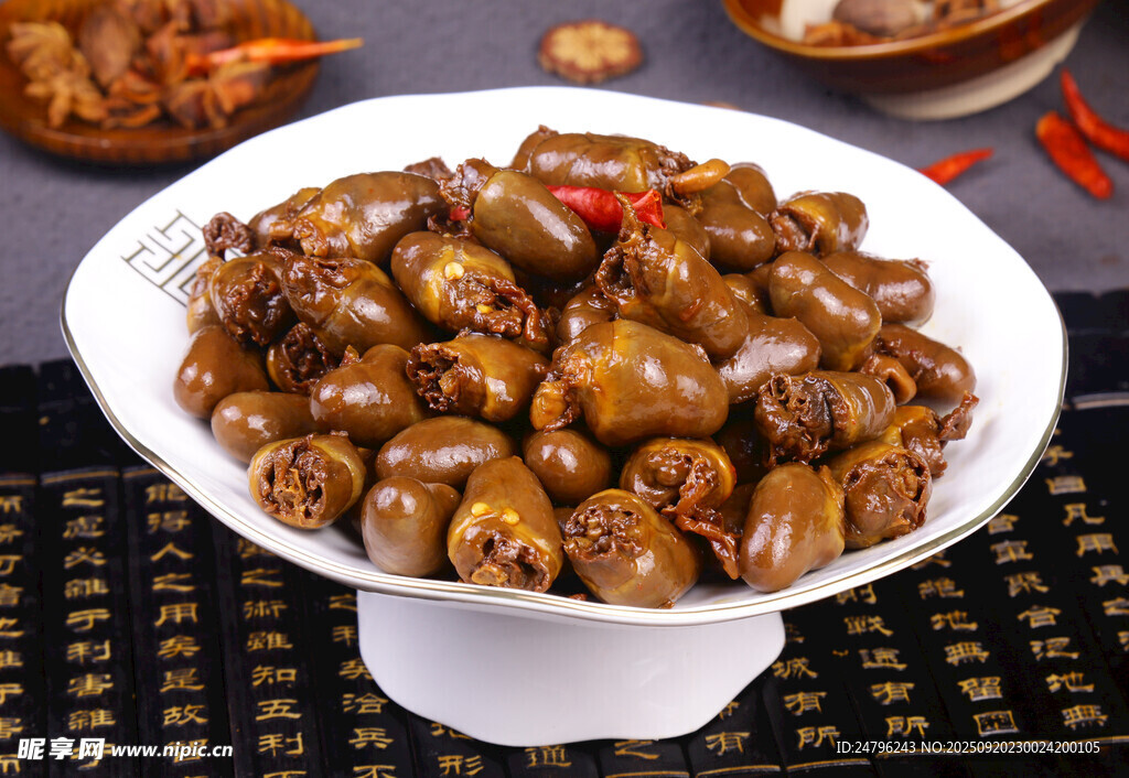 香辣鹵鴨心
