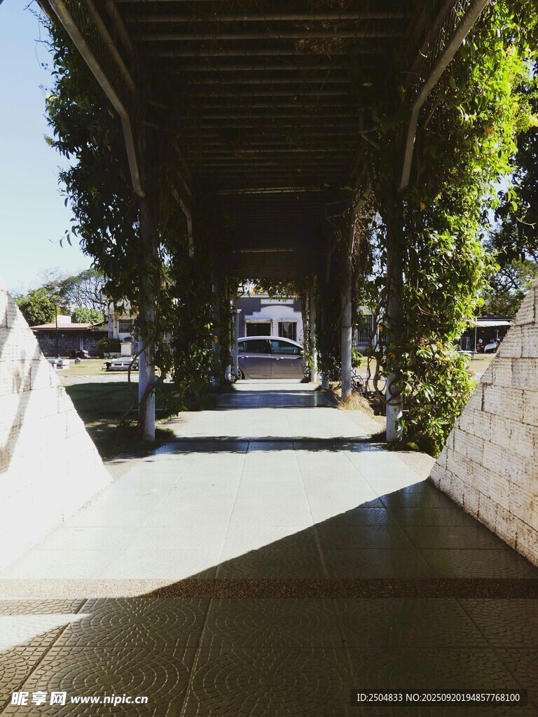 橋下通道景觀