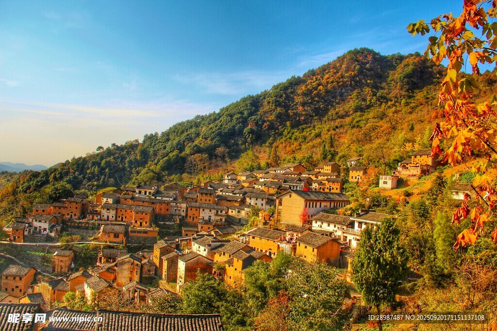 安徽黃山陽產(chǎn)土樓風光