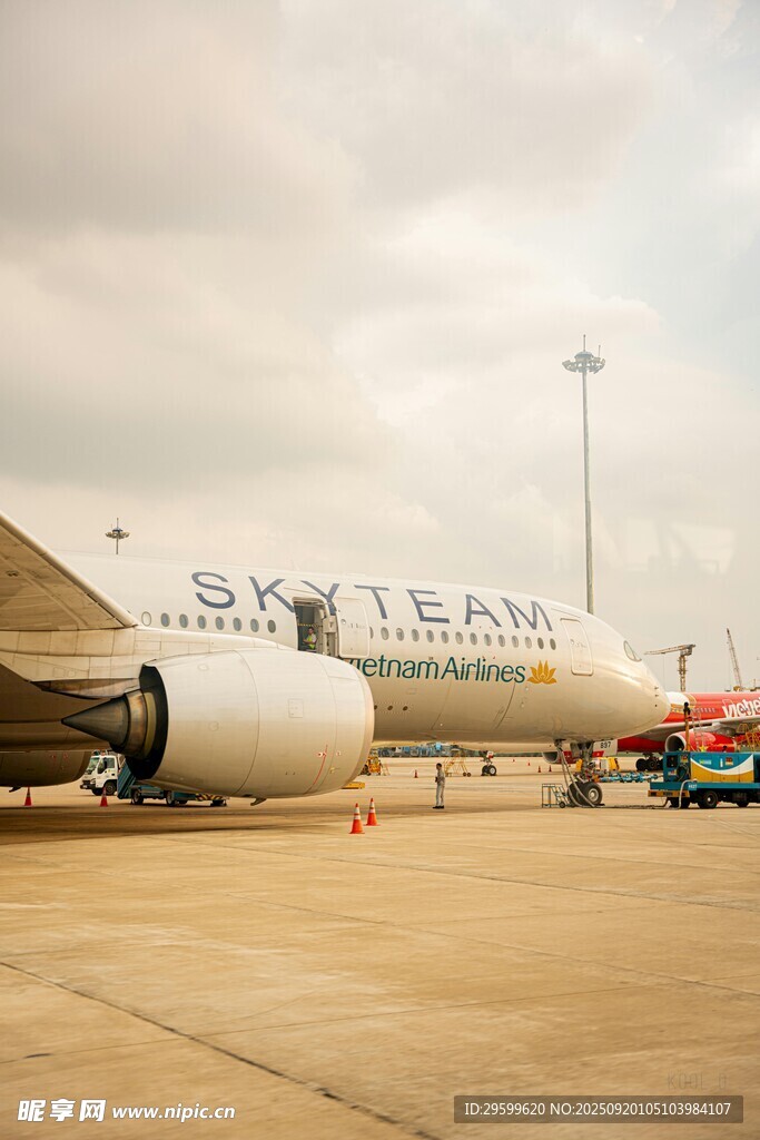 機場停放的新加坡航空飛機