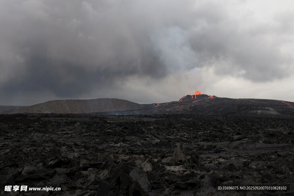 火山噴發(fā)的壯麗景象