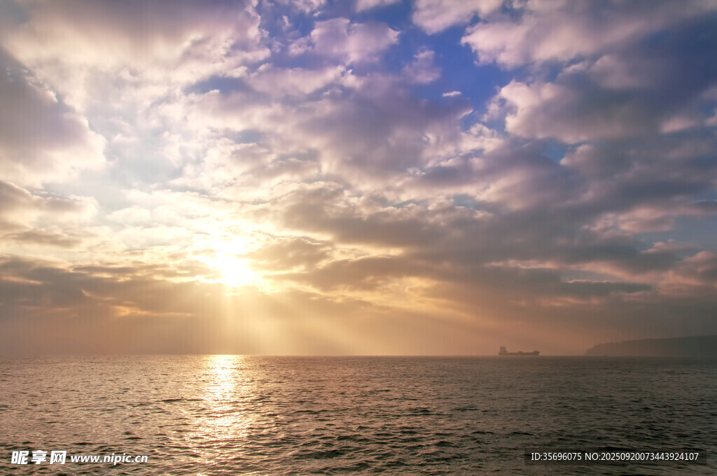 海上日出美景