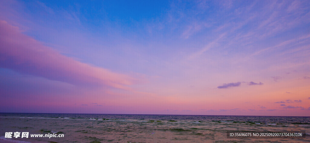 海邊絢麗晚霞風(fēng)景圖