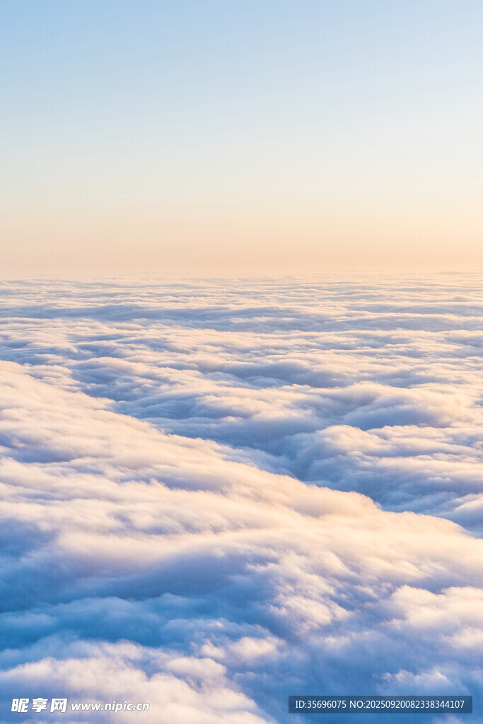 高空云海壯麗景觀