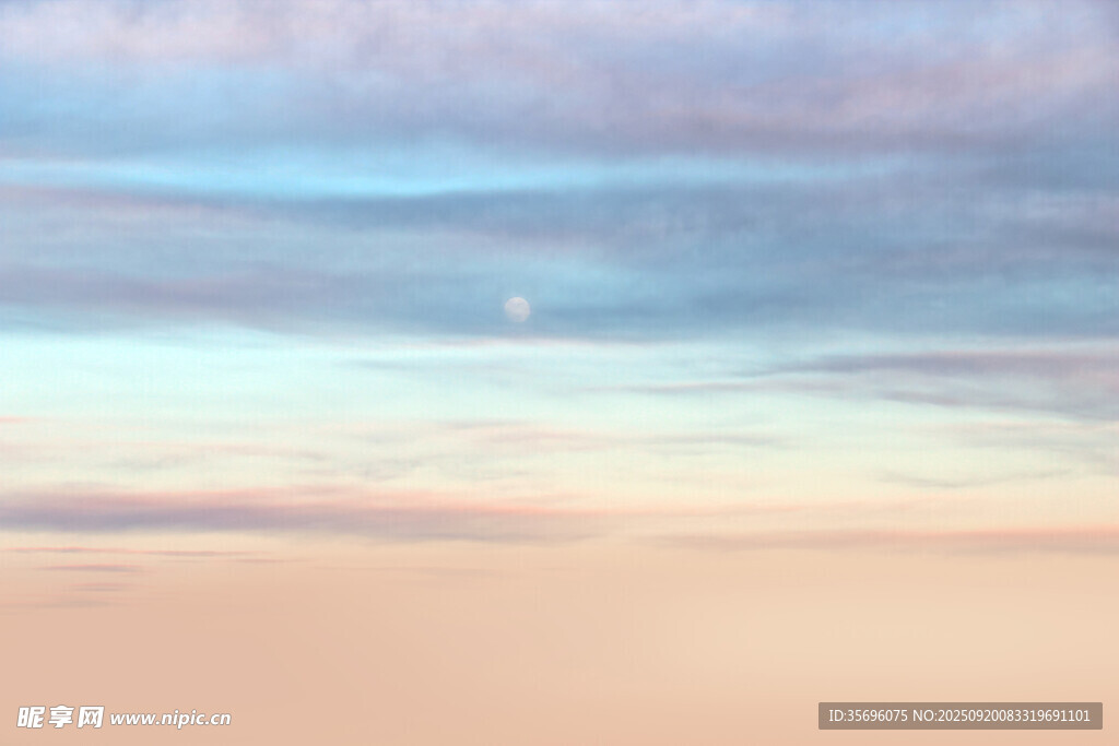 夢幻天空的靜謐風(fēng)景