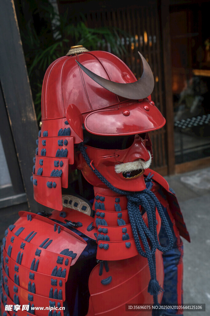 日本武士盔甲展示