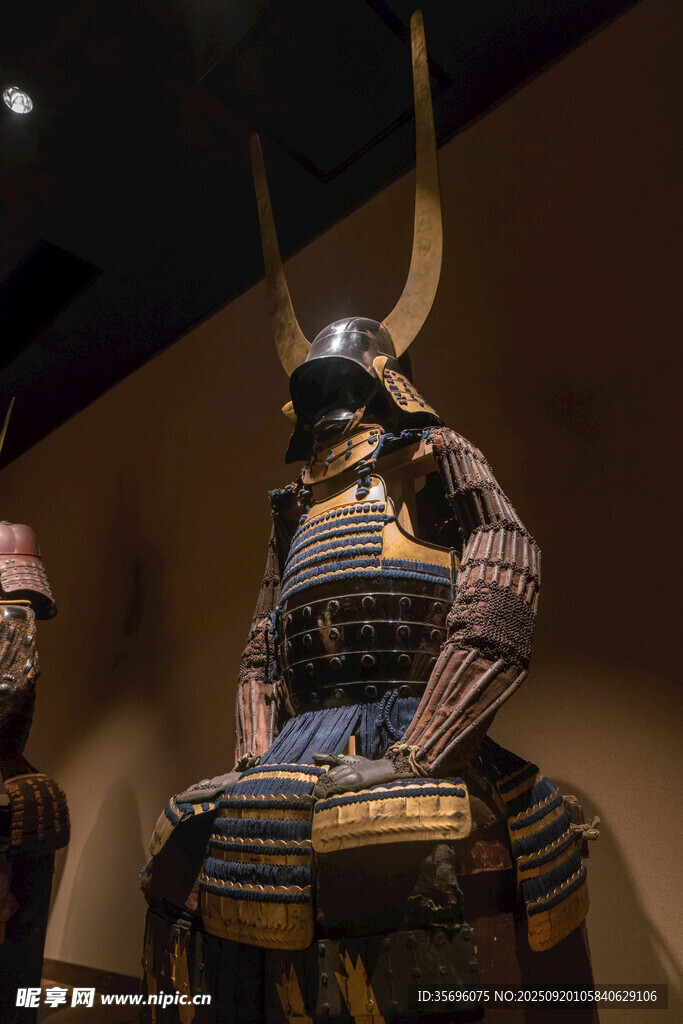 日本武士盔甲展示
