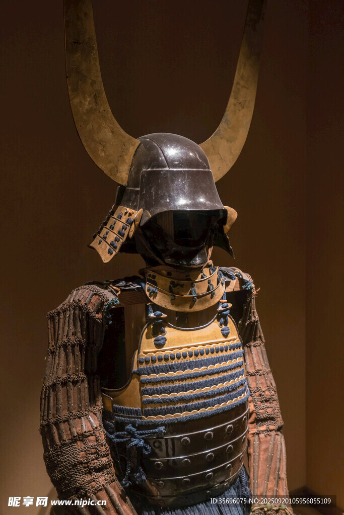 日本武士盔甲展示
