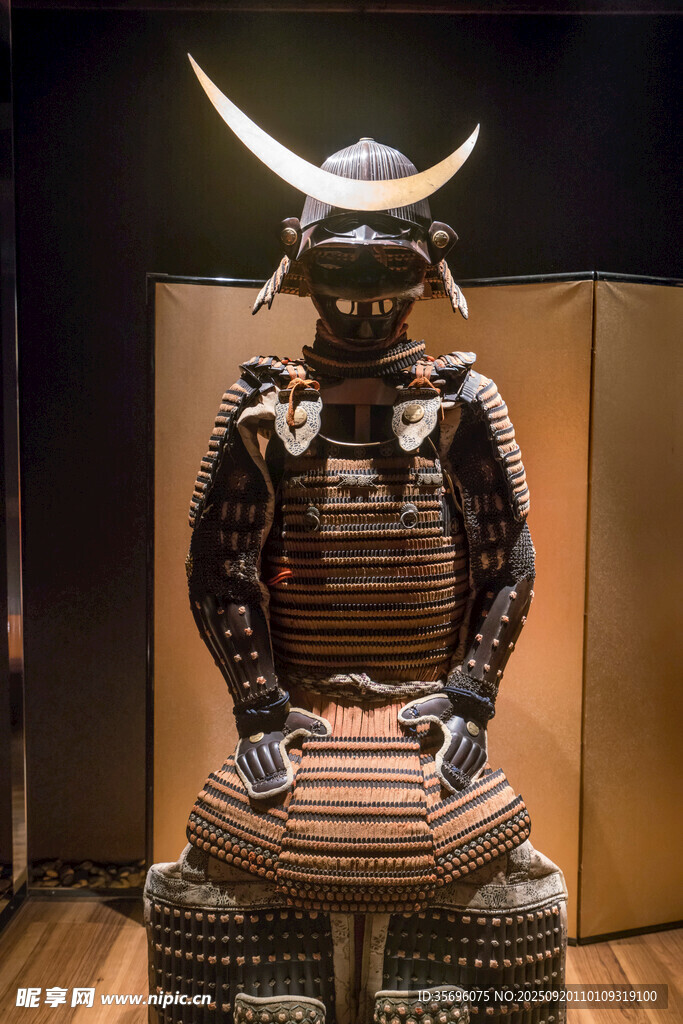 日本武士盔甲展示