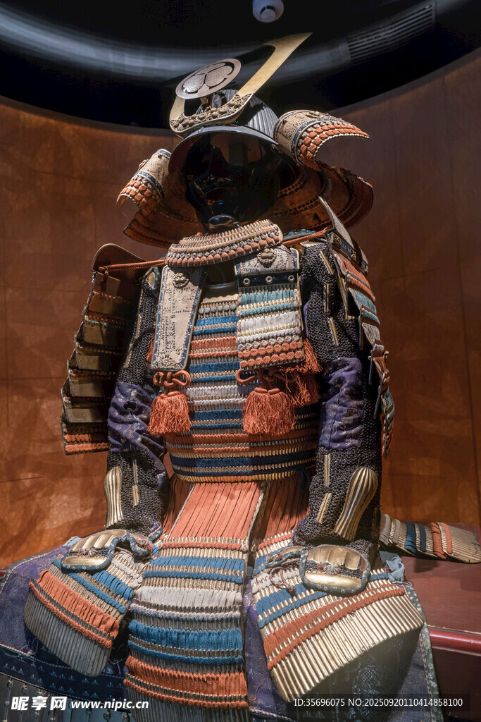 日本傳統(tǒng)武士鎧甲展示