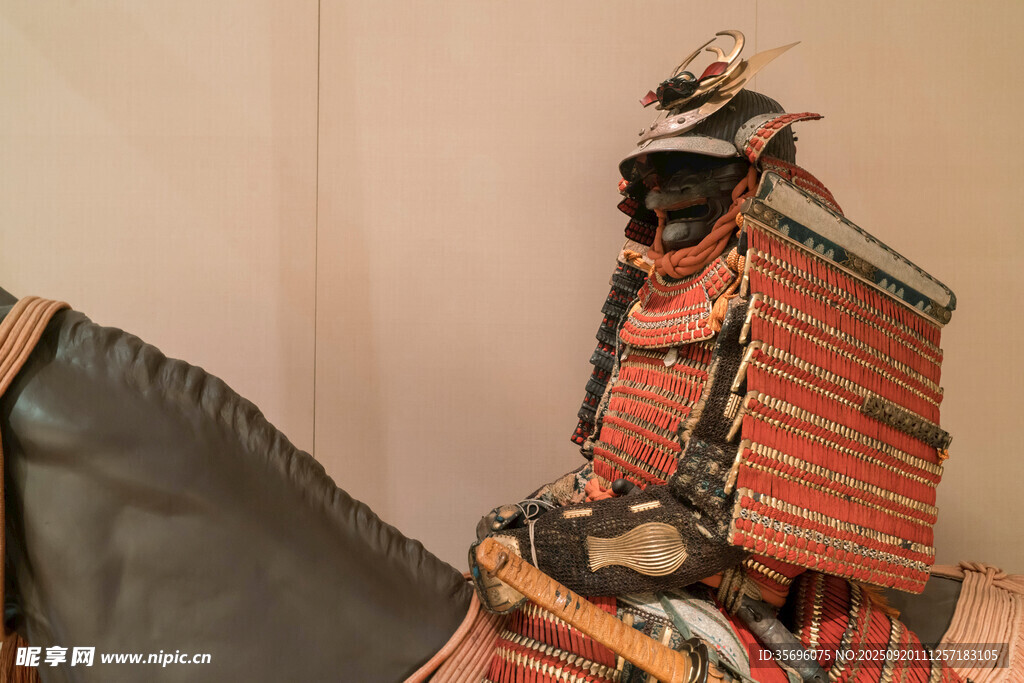 日本武士盔甲展示