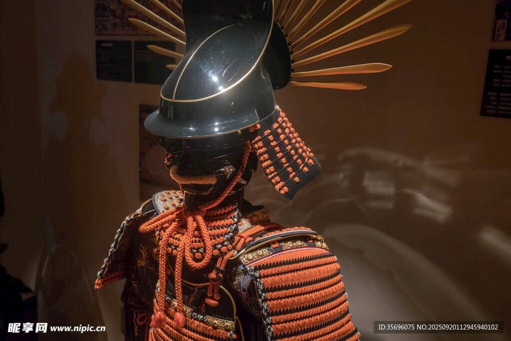 日本傳統(tǒng)武士盔甲展示