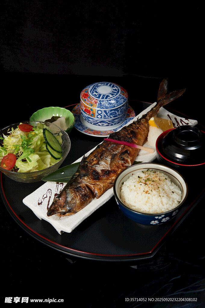 青花魚定食