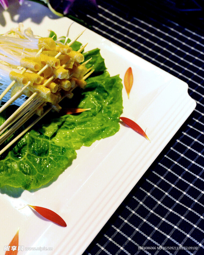 美味蔬菜串?dāng)[盤精致