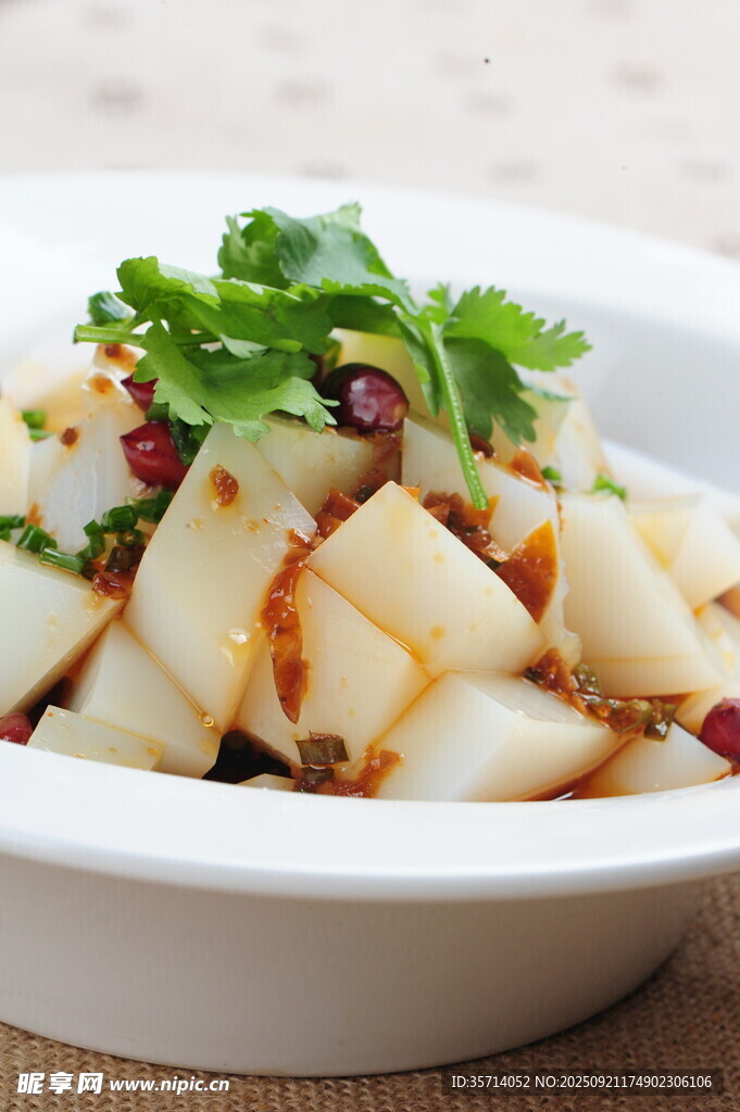 美味涼拌米豆腐