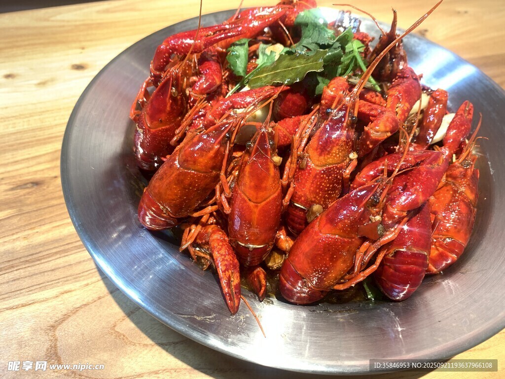 油燜小龍蝦