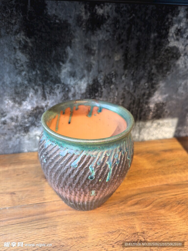 手工陶藝花盆紋理獨特