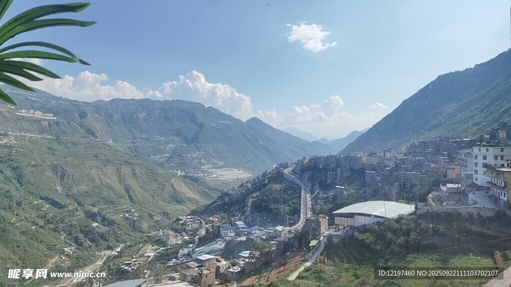 山間小鎮(zhèn)美景