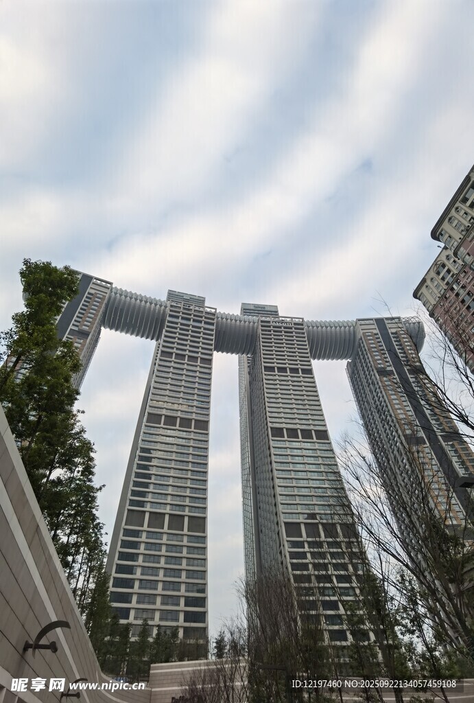 現(xiàn)代風(fēng)格摩天大樓景觀
