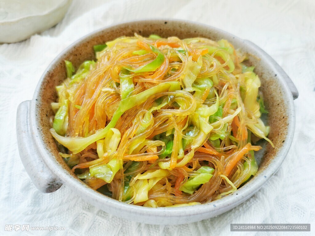 美味包菜炒粉絲
