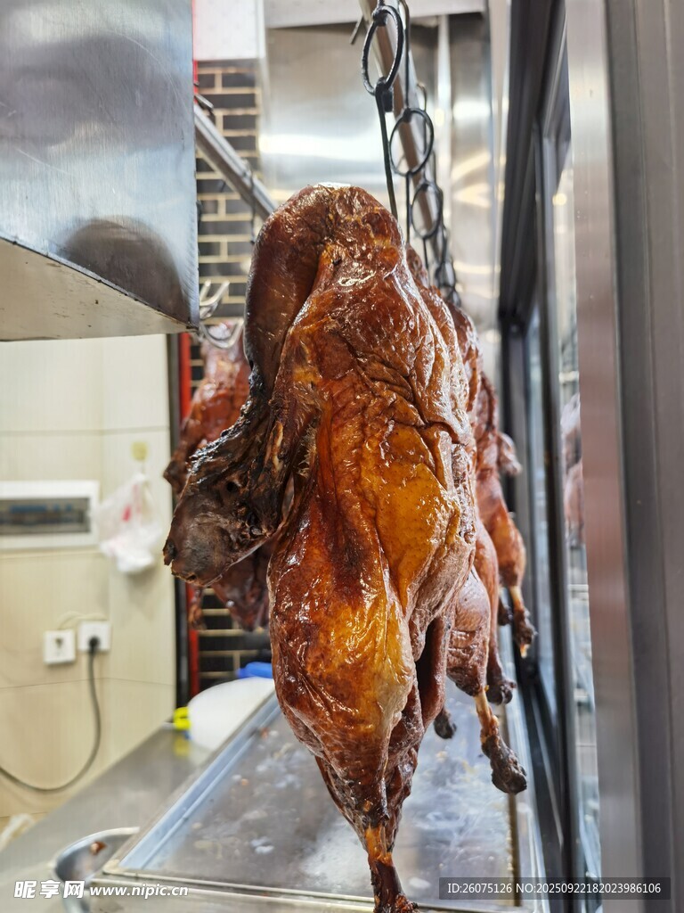 烤全雞懸掛展示