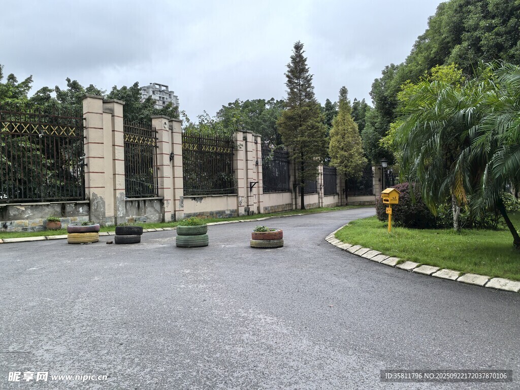 公園內(nèi)的石柱景觀
