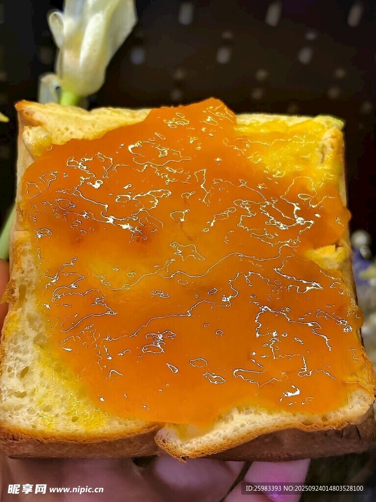 果醬吐司