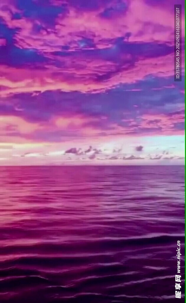 夢幻紫調(diào)海上天空美景