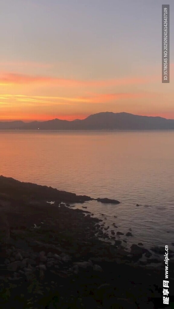海邊日出美景