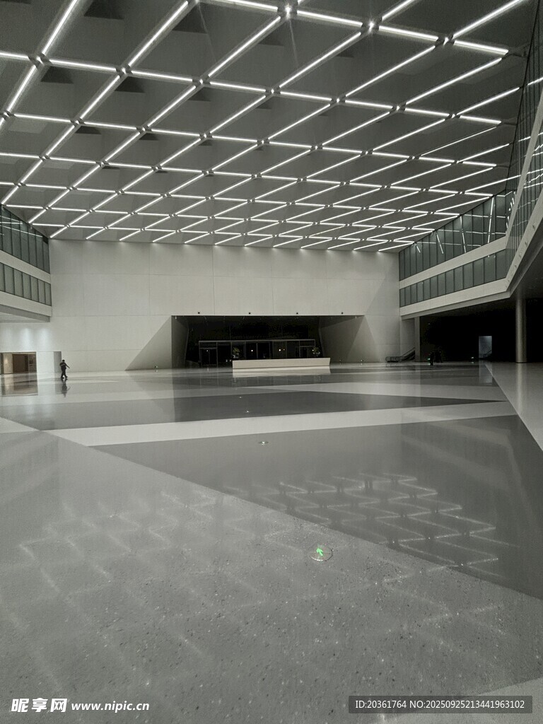 現(xiàn)代空曠室內(nèi)空間場(chǎng)景