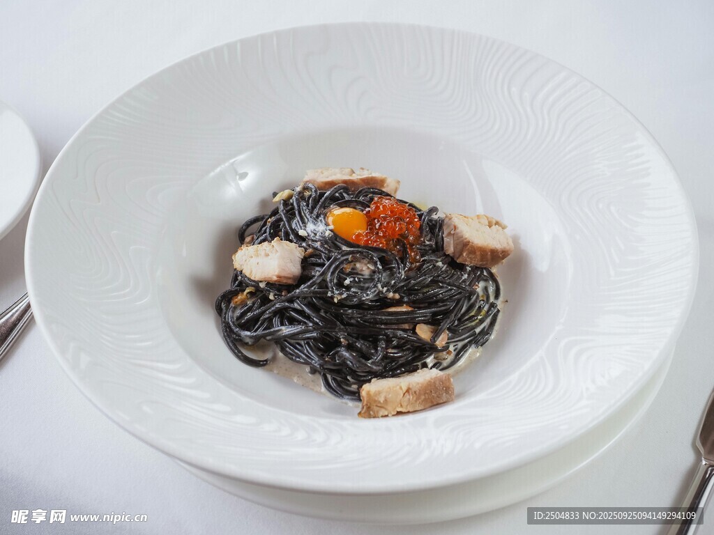 海鮮墨魚意面美食特寫
