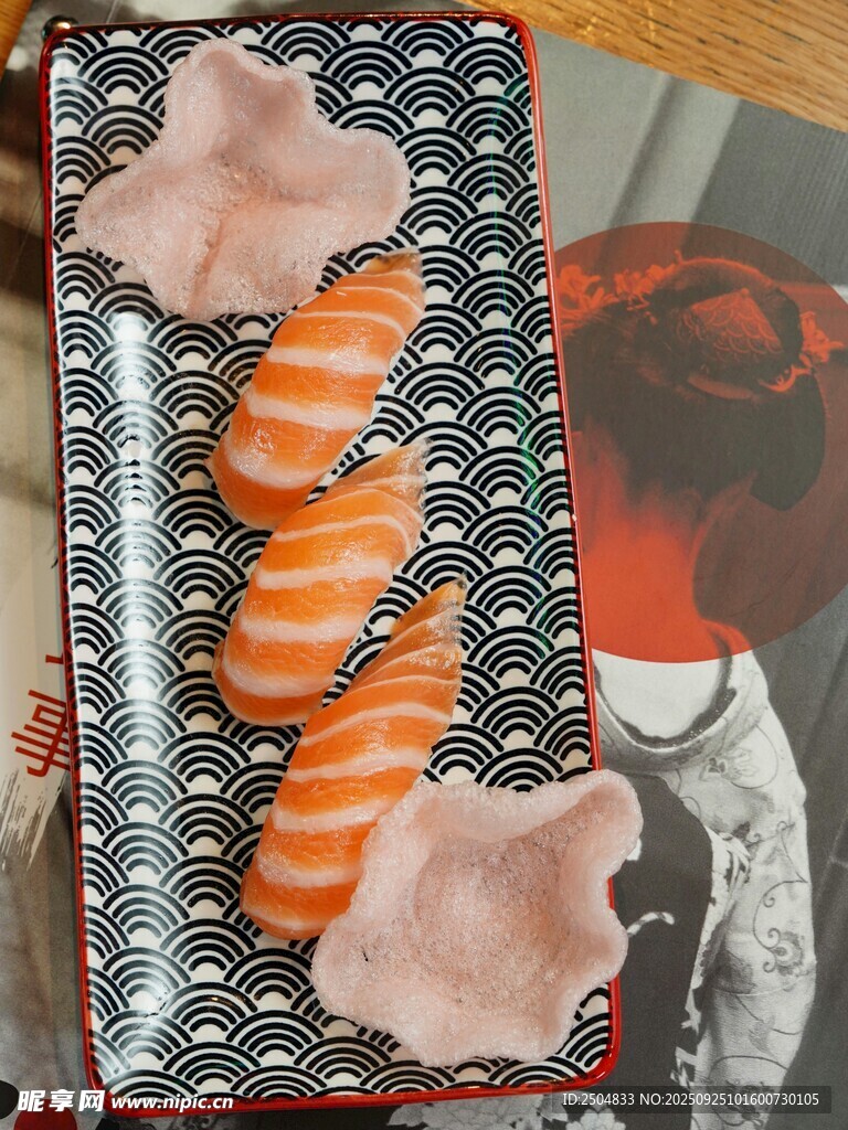 精致壽司拼盤展示