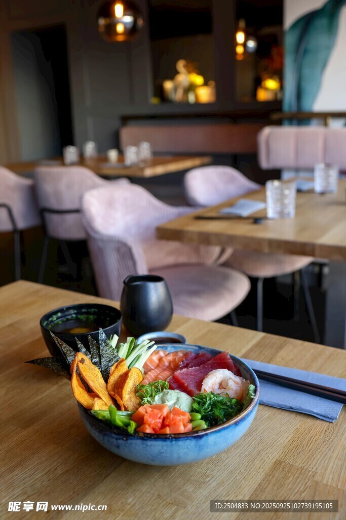 餐廳內的美味多彩沙 