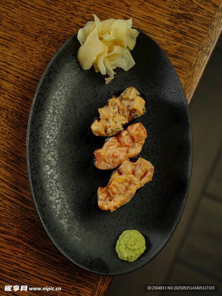 日式炸蝦配小菜