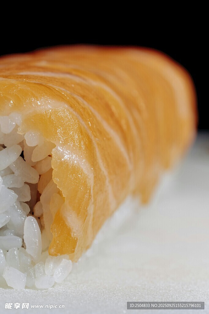 美味三文魚壽司