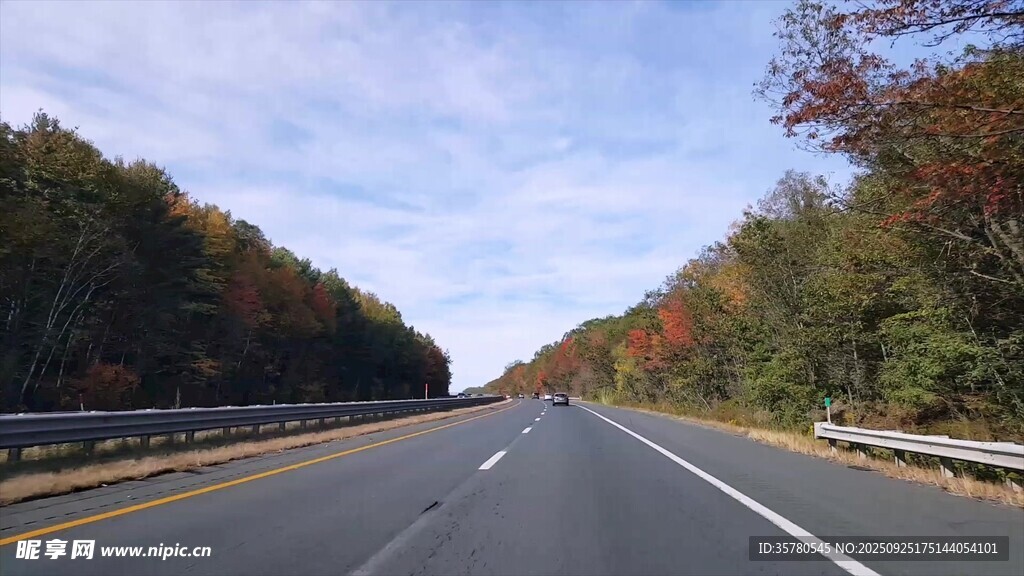 秋日公路美景