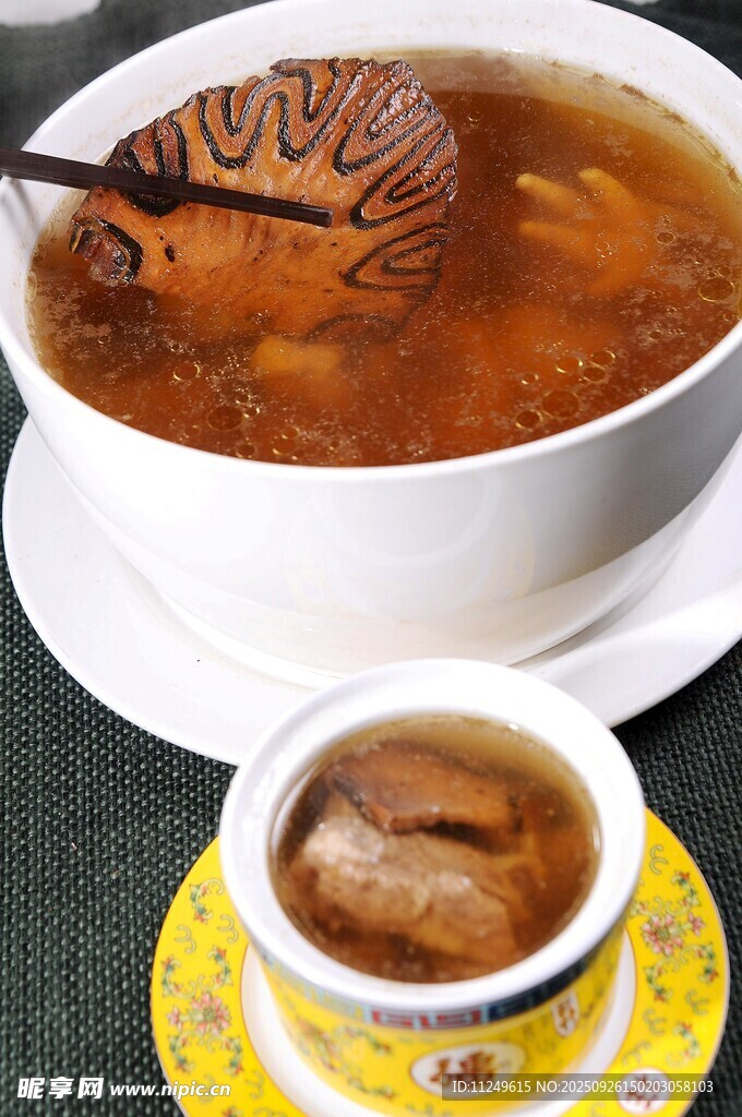 飛天粵肉排骨湯