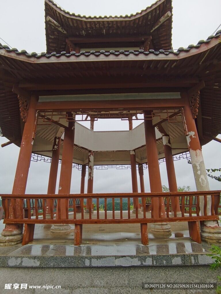 中式古亭