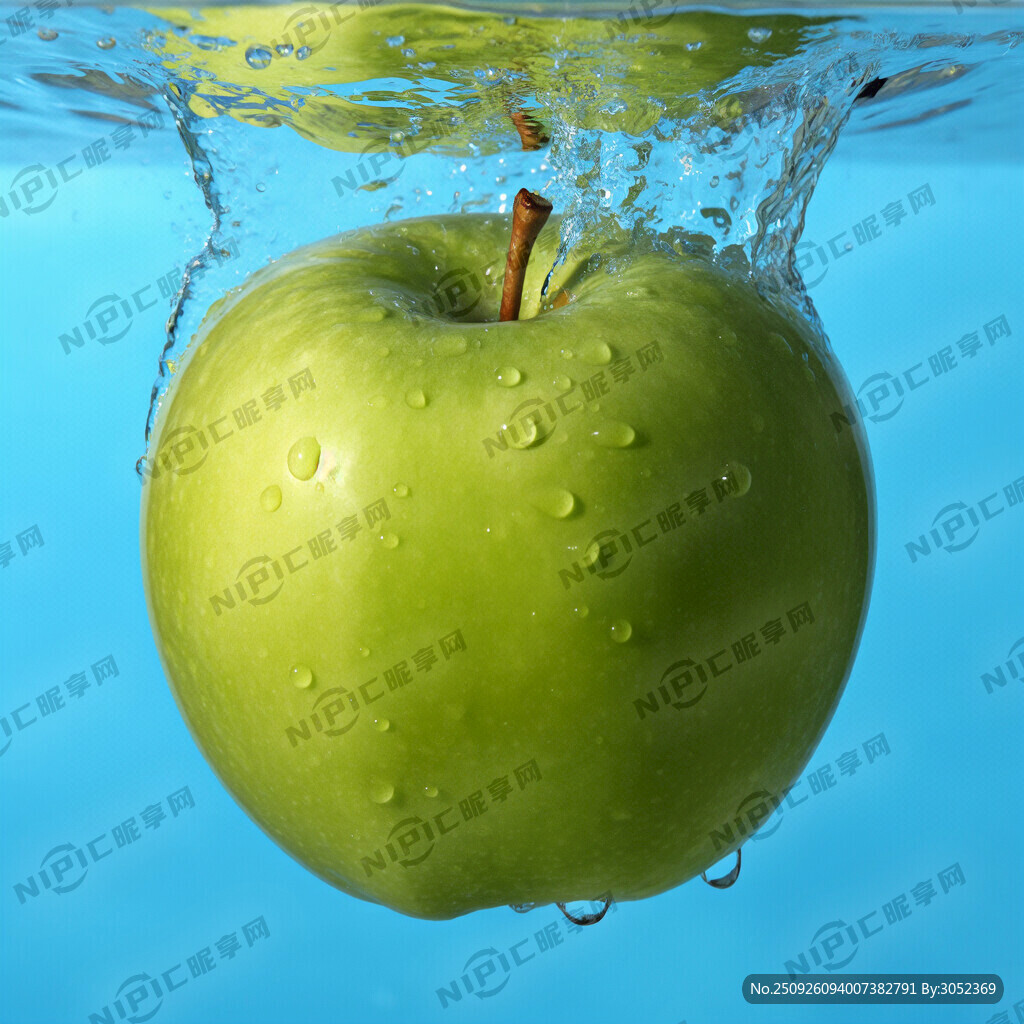 青蘋果  水中的青蘋果 