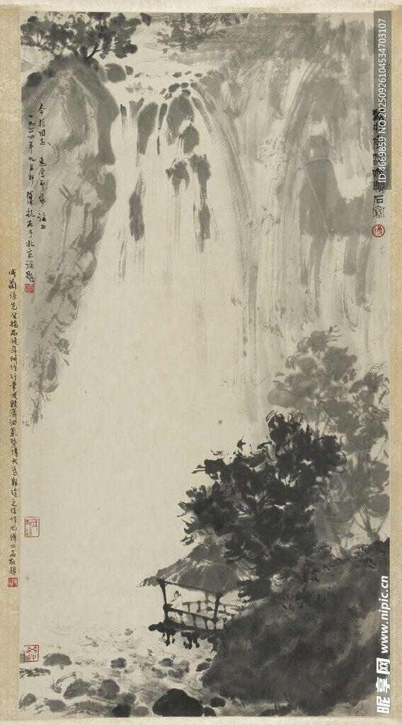 水墨山水國畫意境圖